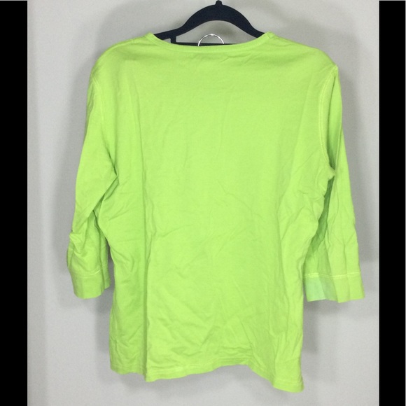 Basic Green Tee - Picture 2 of 2